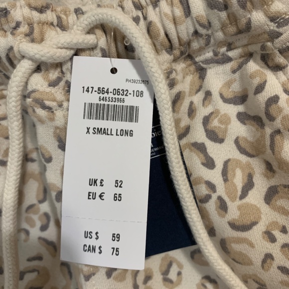 Abercrombie and Fitch XS long sweats - Picture 2 of 3